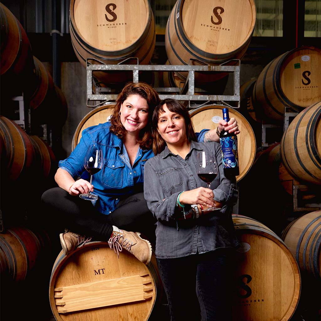 Mariane y Constanza Schwaderer, hermanas fundadoras de Schwaderer Wines